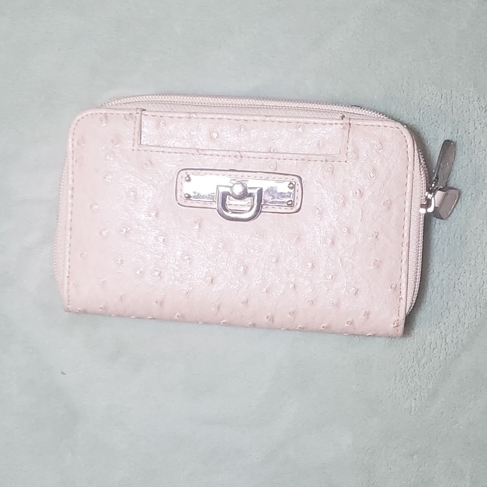 Bueno Pink Multi Pocket Wallet